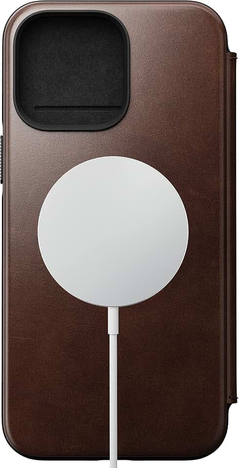 Nomad Horween Moderne Lederschutzhülle für iPhone 14 Pro Max, rustikales Braun, 3 Kartenfächer, 360°-Schutz, 3 m Fallschutz, magnetisches und kabelloses Laden