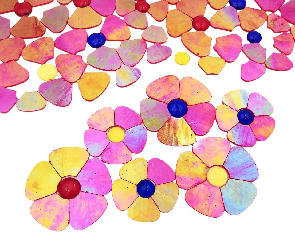 Glasblumen-Mosaikfliesen, 2 Größen, Blütenblatt, Buntglas-Mosaikstücke für DIY-Blumenhandwerk, Heimdekoration, Innen- und Außendekoration, mit Aufbewahrungsbox (schillerndes Rot)