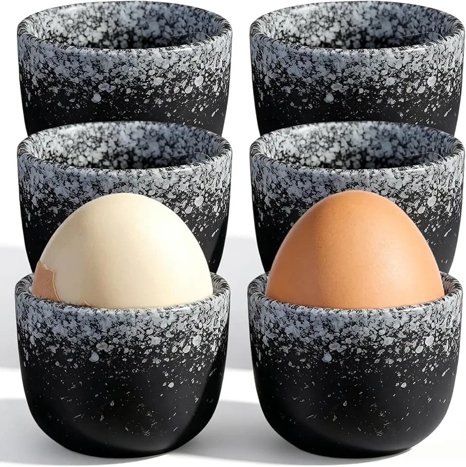 6er Eierbecher Set, Eierbecher Porzellan aus Keramik, Durchm 5cm, Höhe 4,8 cm, Ofenglasurverfahren, Glatt und gratfrei, spülmaschinenfest & in Geschenkbox, Eierbecher für Frühstückstische