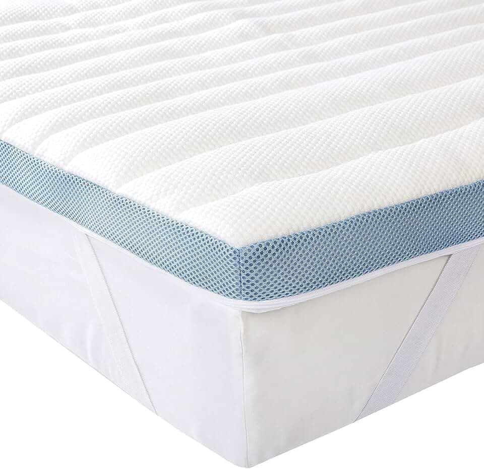 Amazon Basics Memoryschaum Matratzenauflage mit Bändern,135 x 190 cm, 5 cm Höhe, weiß