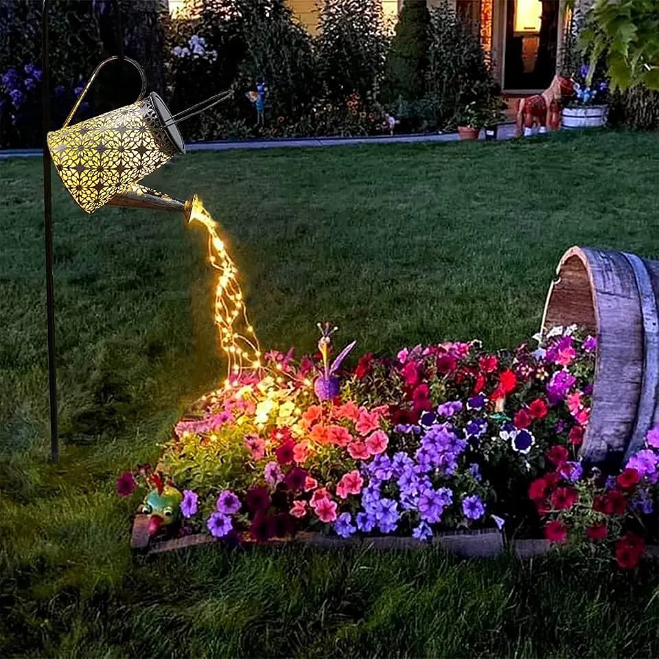 VOOKRY Solar Watering Can Lights, Large Retro Metal Hanging Solar Lights Outdoor Waterproof, Gifts for Women Mom Grandma Birthday, Outside Yard Garden Porch Lawn Patio Decoration, Warm White