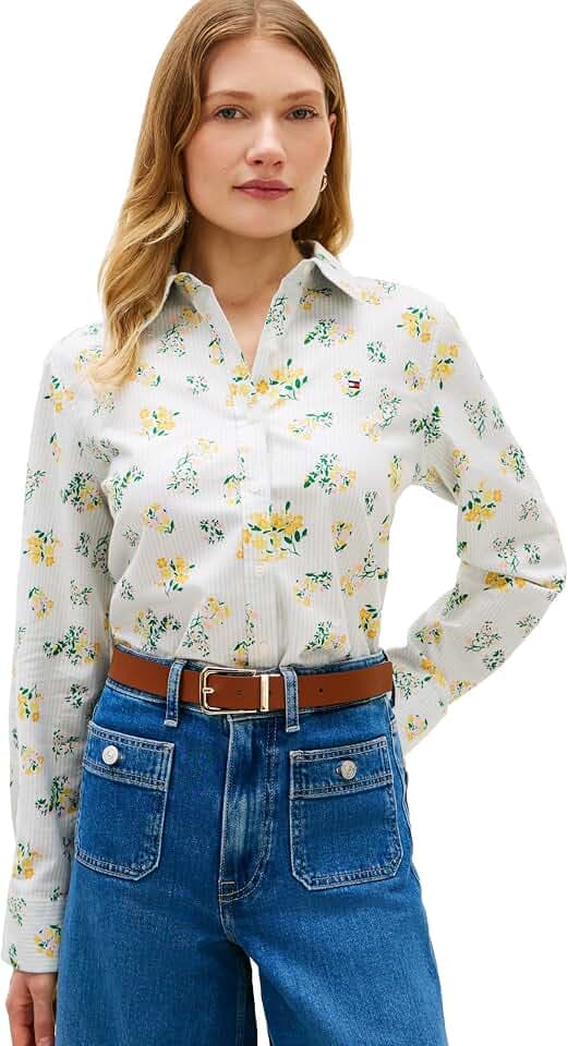 Tommy Hilfiger Women's Oxford Long Sleeve Button Down Shirt in Regular Fit