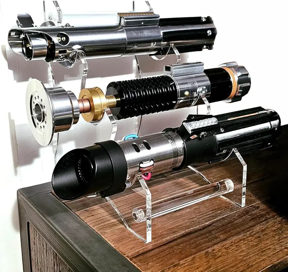 WANLIAN Lightsaber Stand Display, Acrylic Desktop Lightsaber Stand 3-Tier Lightsaber Holder , Acrylic Light Saber Display Rack Suitable for Swords, Light Saber (Transparent)