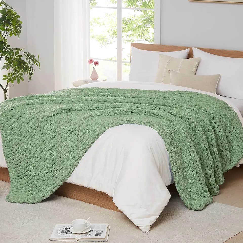 L'AGRATY Chunky Knit Throw Blanket for Couch, 50 x 60 Inches, Sage Green