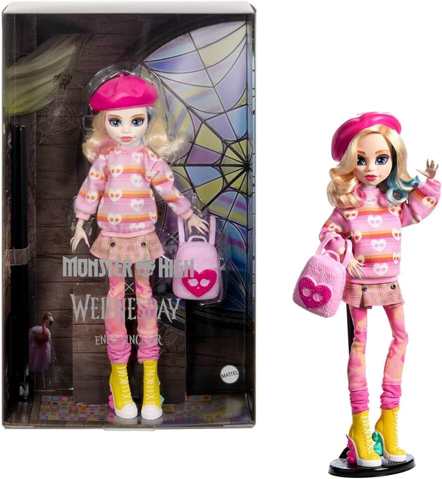 Monster High x Wednesday Enid Sinclair Puppe | Sammler-Puppe im rosa Pullover, Rock und Beinstulpen mit Barett, Rucksack-Zubehör, Puppenständer, HXJ05