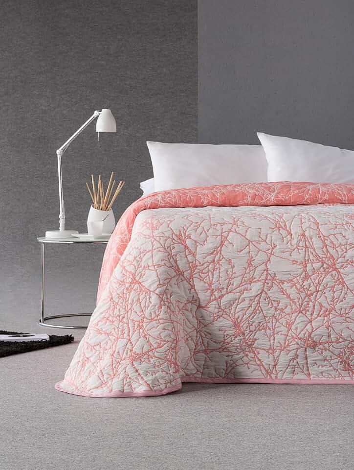 Estoralis | TOPACIO | Sommerdecke im modernen Design | Hochwertiger Jacquard-Stoff | Farbe - Koralle | Für 105 cm Bett. (205 x 270 cm. Breite x Höhe) | Bettdecke für alle Jahreszeiten