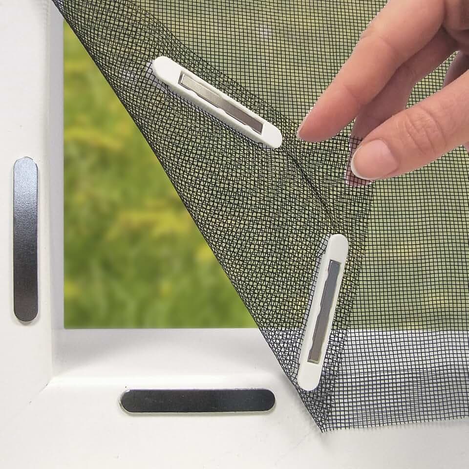 EASYmaxx Fliegengitter für Fenster mit Magic Click | Moskitonetz individuell zuschneidbar für alle Fenster bis 150 x 130 cm | Einfache Montage mit 12 Magneten - kein Bohren oder Schrauben [Schwarz]