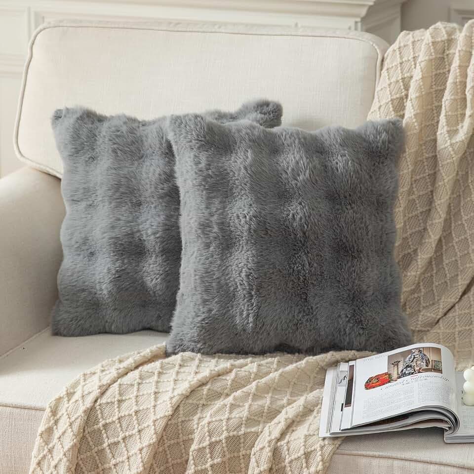 Yaertun 2er Set Grau dicken Woll Kissenbezug 65x65cm dekorative Kissenbezüge Sofakissen Dekokissen Wurfkissenbezug zierkissenbezug plüsch Kunstfell Kissenhülle Schlafzimmer Wohnzimmer