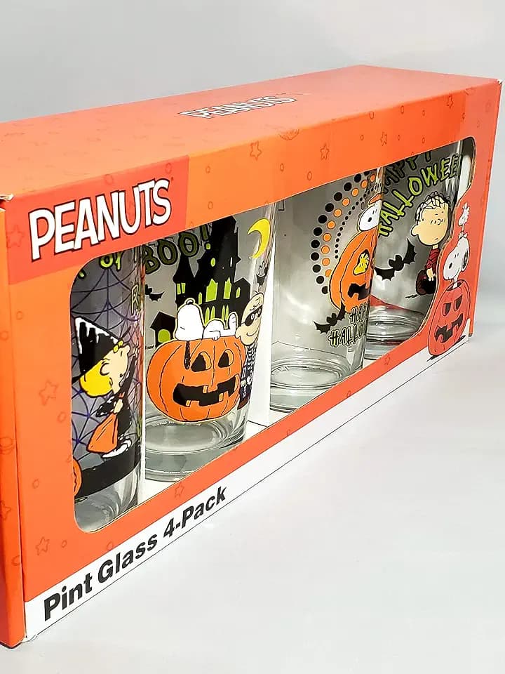 ICUP Peanuts Spooky Halloween Pumpkin Fun 4 Pc Pint Glass Set
