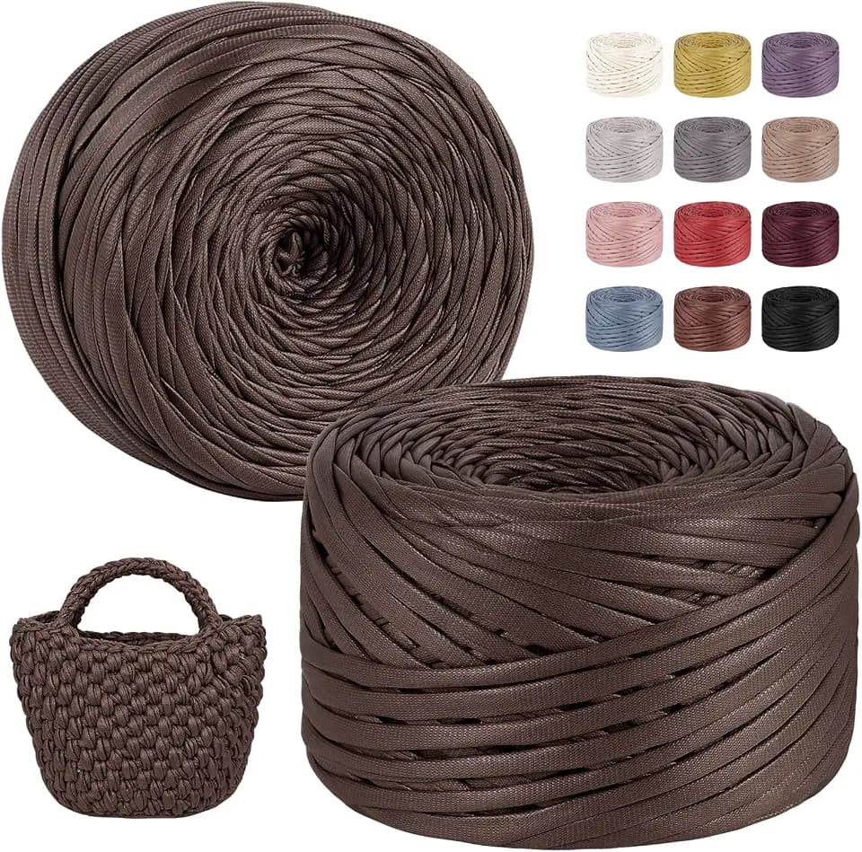 2x200g/2x90m Textilgarn zum Häkeln für Körbe, Einseitiger Leder-Look Tshirt Garn zum Häkeln & Stricken, T-shirt Garn Bändchengarn Häkelgarn für Taschen Teppiche DIY Deko (Schokoladenbraun)