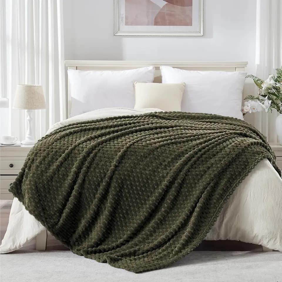 EXQ Home Green Soft Fleece King Blanket Cozy Throw for Bed,Turtle Shell