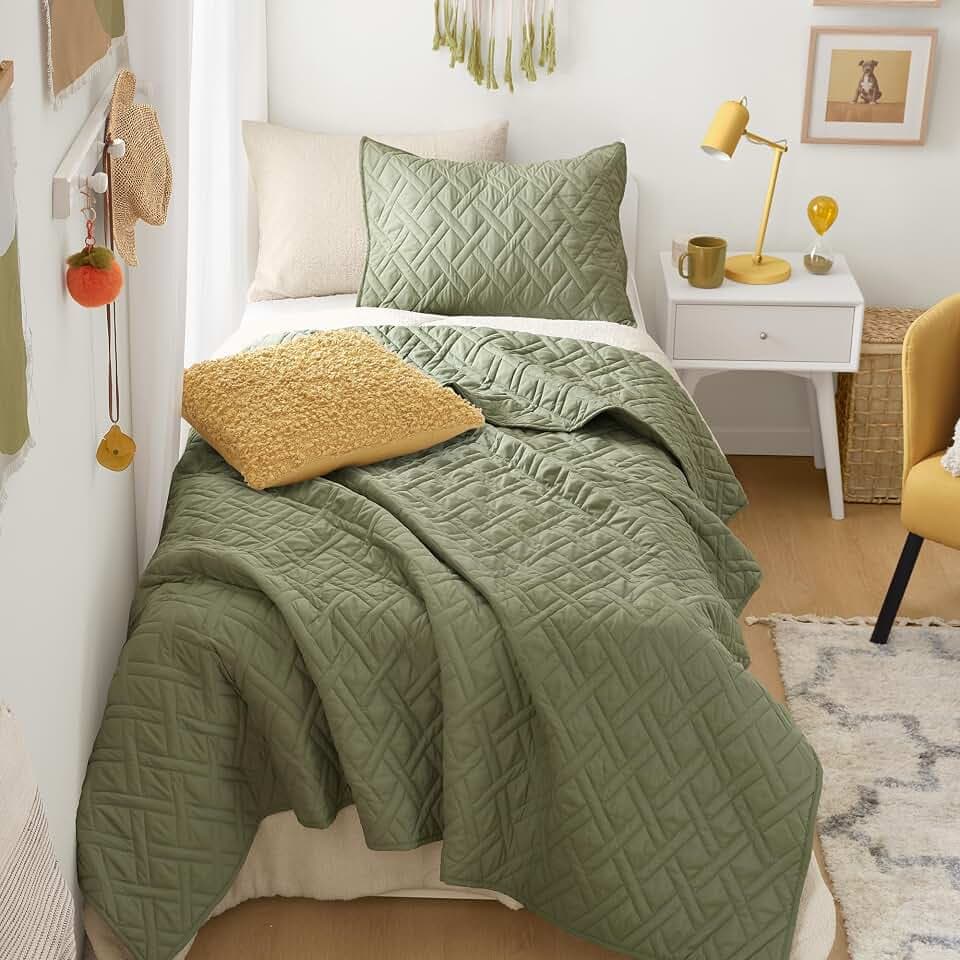 Comfort Spaces Kienna Twin Quilt Bedding Set 2P Olive Green Diamond 66"x90"