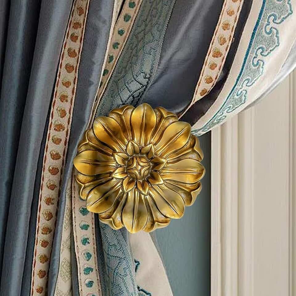 LOPGT Set of 2 Vintage Curtain Holdbacks Wall Mounted with Screws, Gold