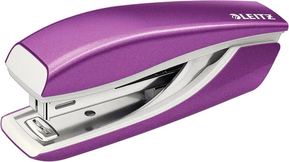 Leitz Mini-Heftgerät, 10 Blatt Tacker mit 1000 Heftklammern, Hefter aus Metall mit Kunststoffelementen, WOW Serie, Violett, 55281062
