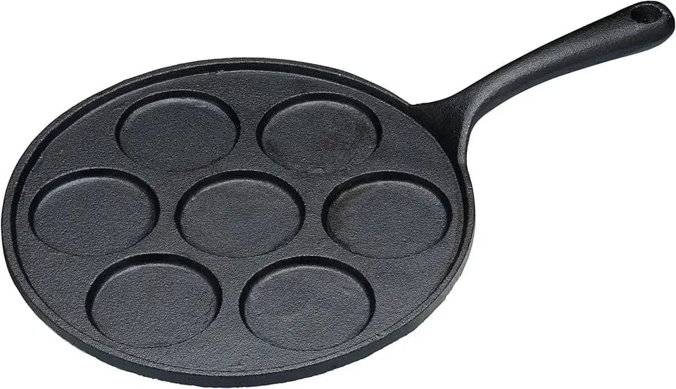 KitchenCraft Gusseisen Mini-Pfannkuchenpfanne, Backofen-sichere Pfanne kann sieben Blinis mit einer Größe von je 6,5 cm auf jedem Herd backen, 24 x 37,5 cm, 1 Stück