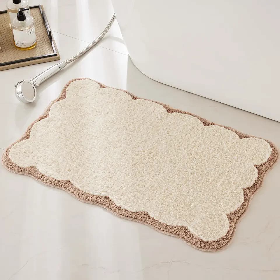 Ohocut Luxury Microfiber Bathroom Rugs, Beige Sand Scalloped Bath Rug Boho Farmhouse Cute Aesthetic Preppy Bath Mat for Bathroom, Tub, Floor Carpet, Sink, Shower, Anti Slip, Absorbent, 32x20