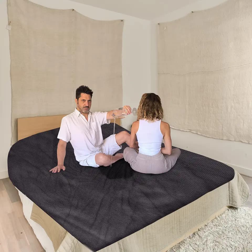 Sacred Weapon Bamboo Waterproof Blanket for Bed Intimacy — Cooling Intimacy Blanket — Love Throw for Couples — Manta Impermeable para la Intimidad — Breathable Sustainable King 80x90 Charcoal