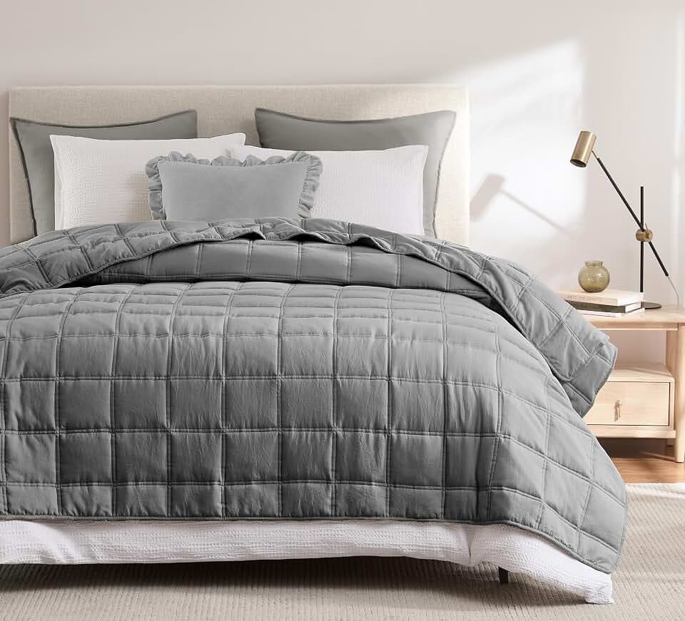 R.SHARE Tagesdecke 300x270 Grau, Weich Bettüberwurf Steppdecke aus Mikrofaser für Bett Sofa Couch (ohne Kissenbezug), Kariert Kuscheldecke Wohndecke Sofaüberwurfdecke Oeko-TEX Frühling Sommer