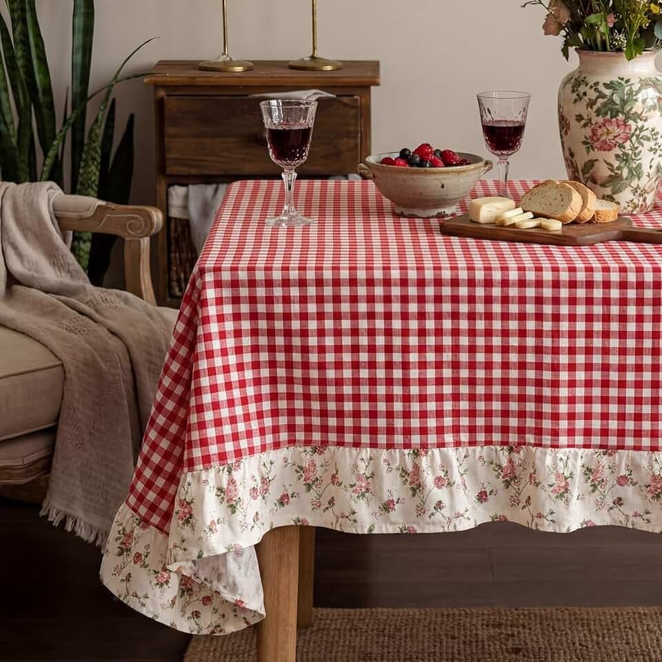 Boao 60 x 120 Inch Red White Plaid Ruffled Table Cloth Rectangle Cotton Gingham Floral Trim Tablecloth Vintage Farmhouse Checkered Table Cover for Home Weddings Picnic Holiday Party Decor