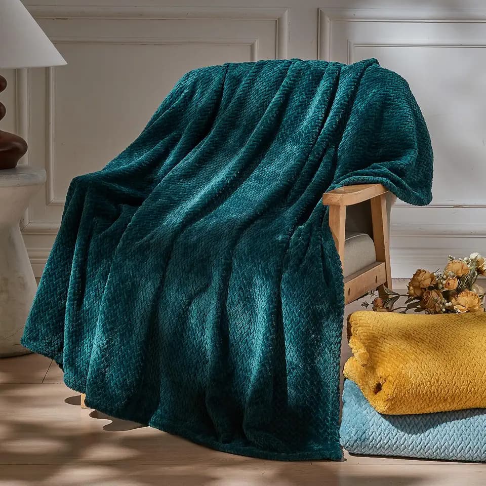NEWCOSPLAY Fleece Leaves Pattern Throw Blanket, Dark Teal, 50"x60"