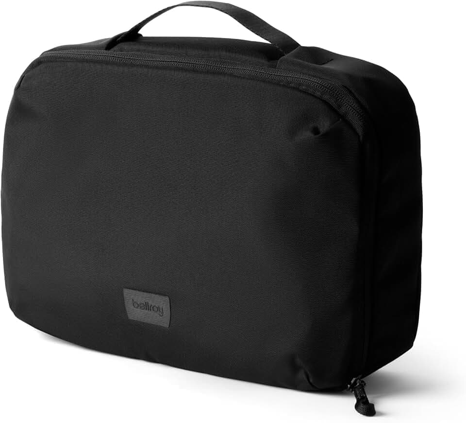 Bellroy Hanging Toiletry Kit Plus 8L, Travel Toiletry Bag - Black