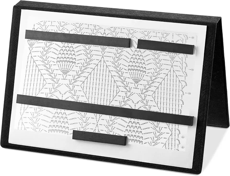 Flutesan 1 Pcs Knitting Pattern Holder, Fold up Cross Stitch Knitting Chart Keeper with Replacement Magnets, Magnetic Cross Stitch Accessories (Folded Size 6.1 x 9 Inch,Black)