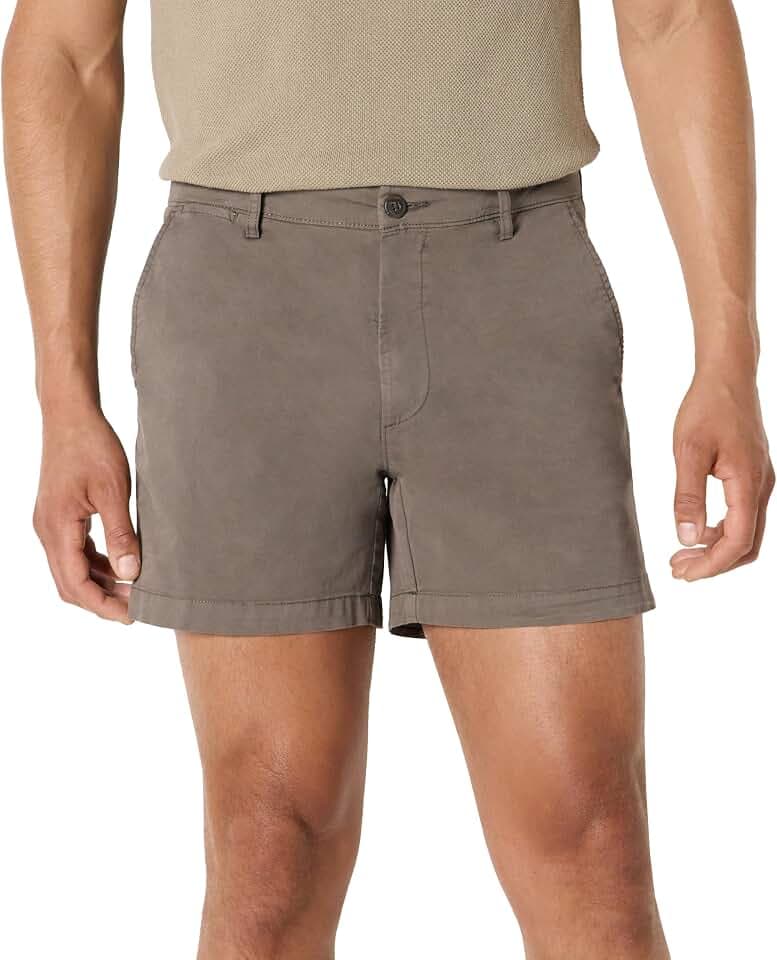 Amazon Essentials Herren Bequeme Slim-Fit-Stretch-Chinoshorts ohne Bundfalten, 13cm