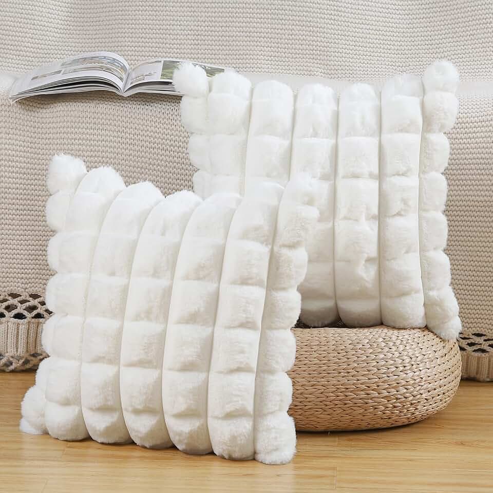 Madizz 2er Set Kunstpelz Plüsch Dekorative Kissenbezüge Gestreifte Weich Dekorative Kissenbezug für Sofa Schlafzimmer Kissen Shell Creme Weiß 45 x 45 cm