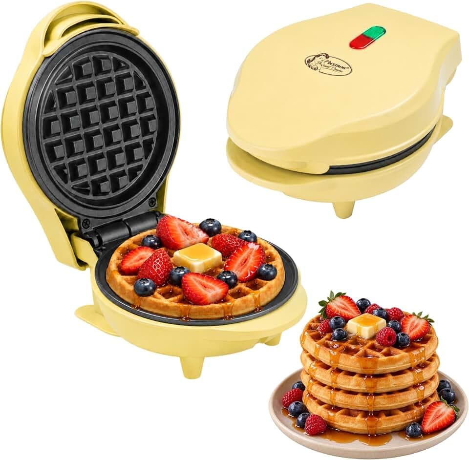 Bestron Mini-Waffeleisen für klassische Waffeln, kleiner Waffelmaker mit Antihaftbeschichtung, für Kindergeburtstage, Familienfeiern, Ostern oder Weihnachten, Retro Design, 550 Watt, Farbe: Gelb