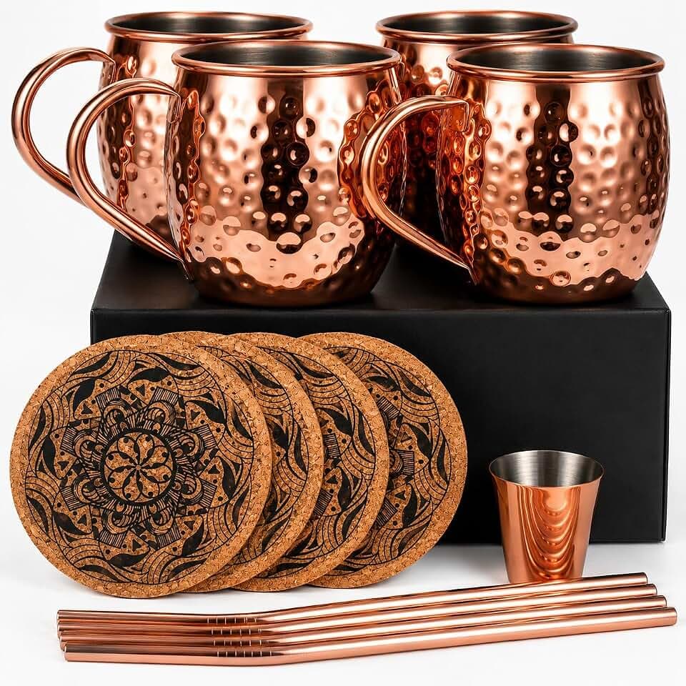 Moscow Mule Becher Kupferbecher Gehämmert und Handgefertigt Kupfertassen mit 4 Gläsern, 4 Untersetzer, 4 Trinkhalme, 1 Messbecher, Bier, Gin, Vodka, Cocktails und Wasser genießen