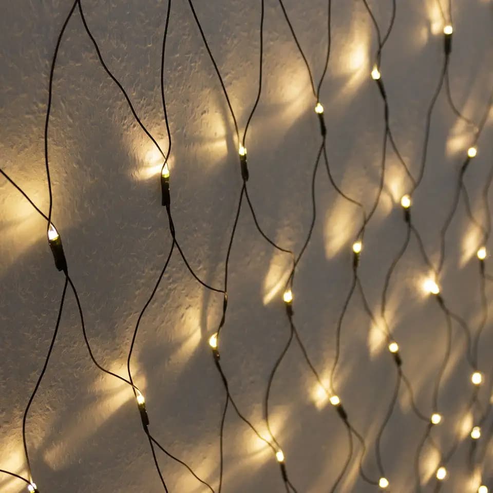 Unbekannt 320er LED Lichternetz 3x1,5m Warmweiß/Indoor & Outdoor - Lichterkette Christbaumlichterkette Aussenbeleuchtung Innenbeleuchtung Partydeko Partybeleuchtung Lichterdeko Dekoration