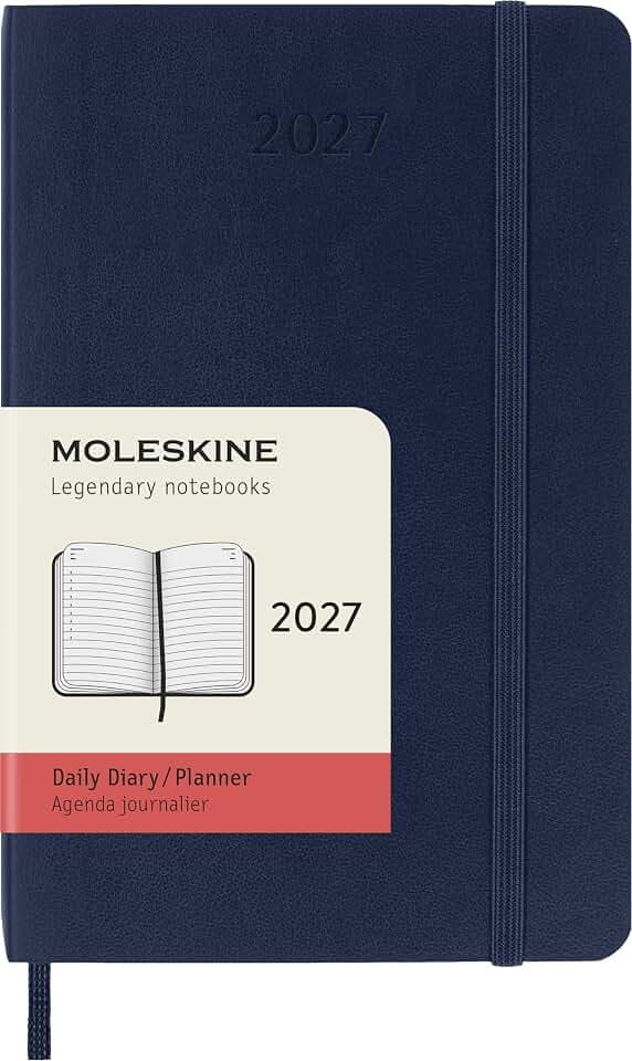 Moleskine Tageskalender 2027, 12-Monats-Planer mit Softcover, Elastischer Verschluss, Pocket Format 9x14 Cm, Saphirblau