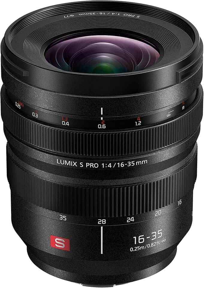 Panasonic LUMIX S PRO S-R1635E 16–35 mm F4 L-Mount Objektiv, Vollformat-Ultraweitwinkelzoom, 480 FPS AF-Kommunikation, Nahfokus, Wetterfest, Schwarz