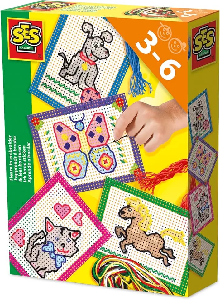 SES Creative | Stickset für Kinder ab 3 Jahre | Kreatives Nähset mit Karten, Fäden & Nadel | Motorikspiel Broderie | Lernspiel Nähen | Bastelset Handarbeit für Kinder | Geschenkidee Kreativspiel