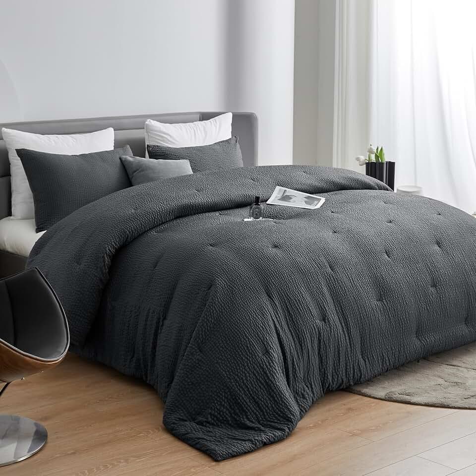 HOMBYS 3 Piece Seersucker Oversized King Comforter Set 132x120, Breathable Grey Soft Comforter Set, Lightweight Down Alternative Comforter, Bedding Comforter Sets with 2 Pillow Shams for All Season