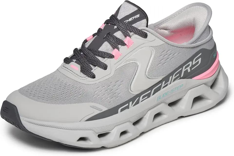 Skechers Women's Glide-Step Altus Sneaker