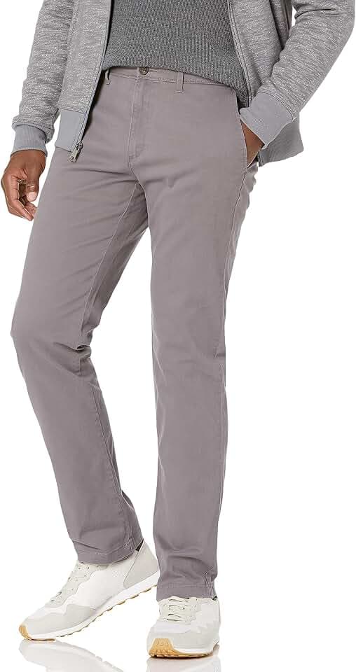 Amazon Essentials Herren Lässige Slim-Fit-Ganztags-Stretch-Chinohose