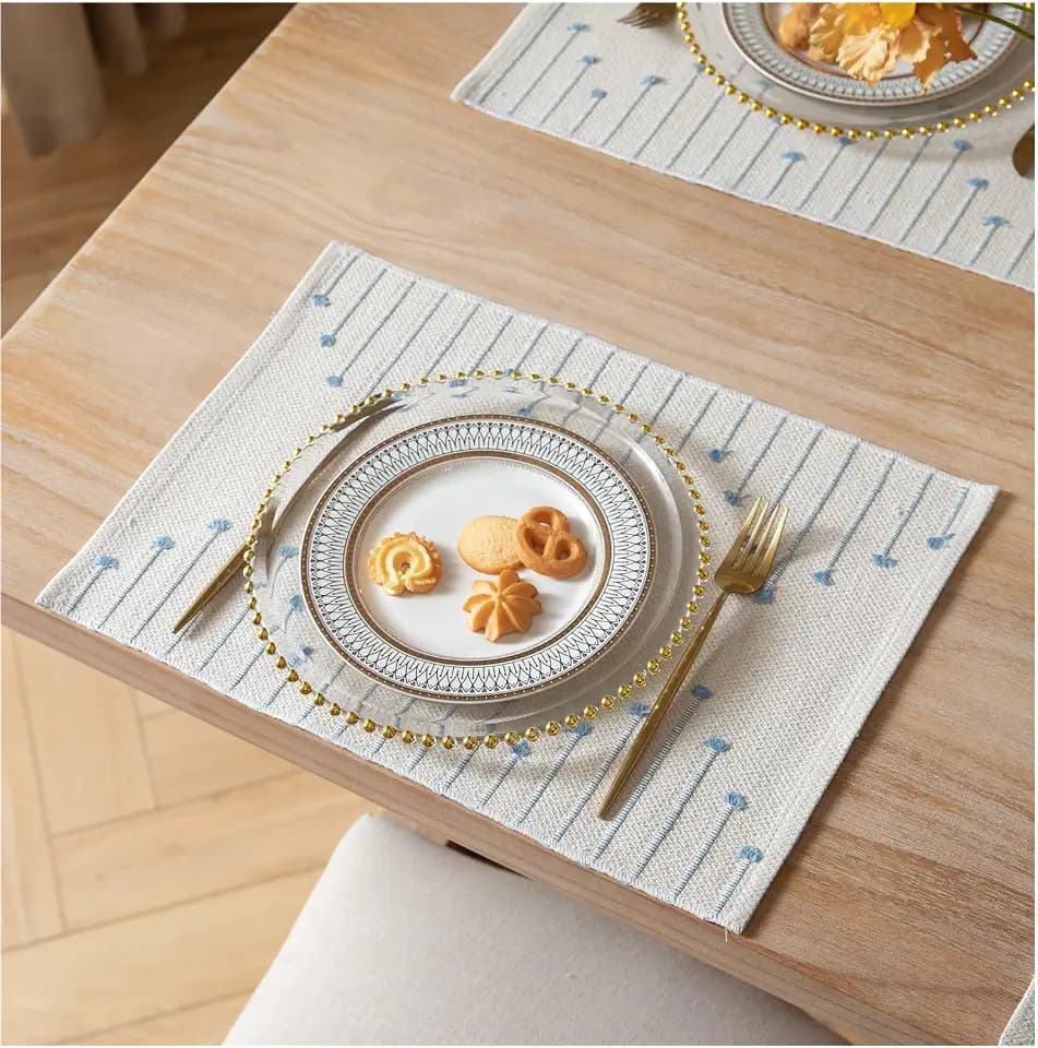 Placemats Set of 6 for Dining Table Décor, Woven Cloth Place Mats for Farmhouse Kitchen Tabletop, Handcrafted Machine Washable Cotton Table mats 13 x 19 Inch, Light Blue and Beige