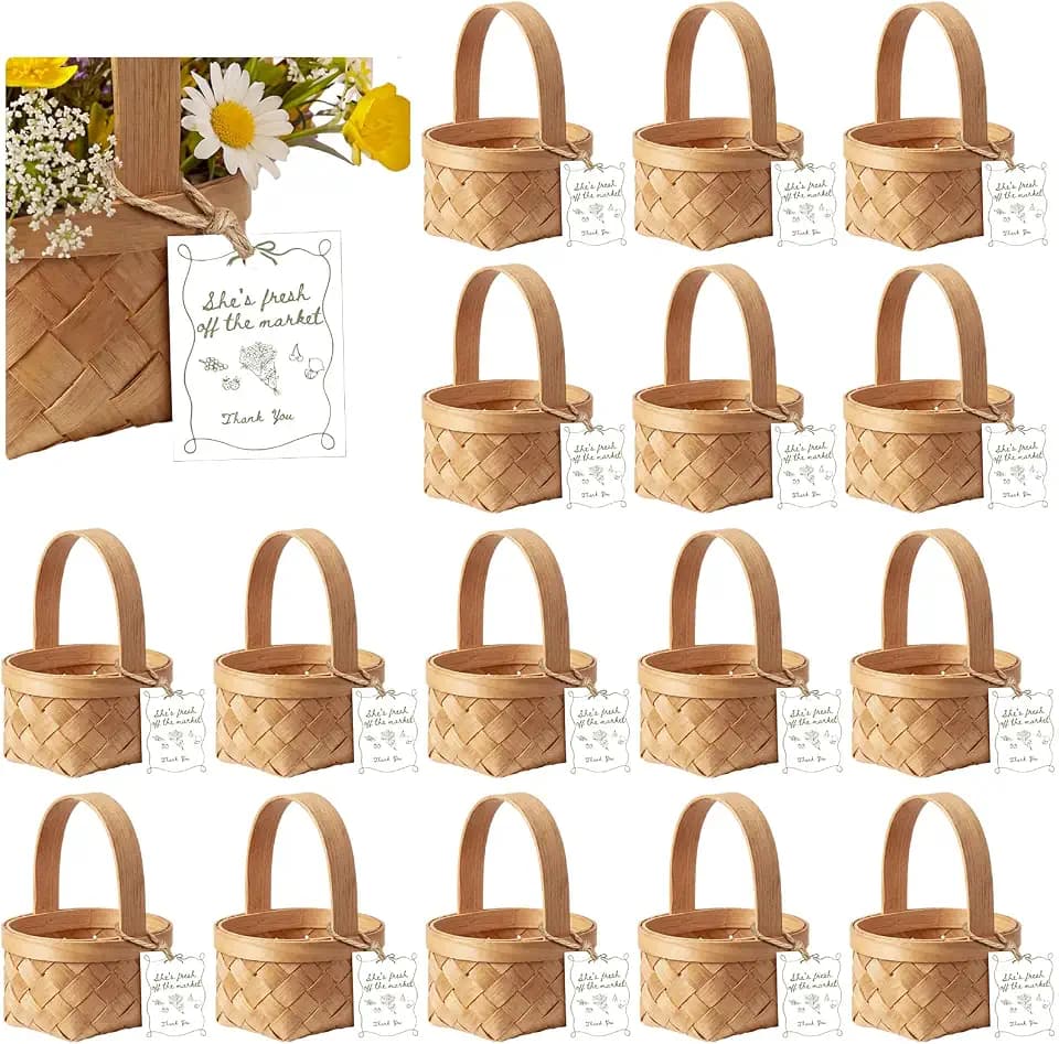LemonRoad 20 Sets She's Fresh off The Market Mini Picnic Basket with Card Wood Mini Wood Woven Flower Fruit Picnic Chip Basket for Wedding Bridal Shower Birthday Baby Shower Favor Gift(Small)