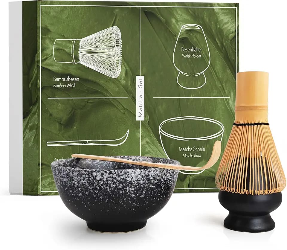 Matcha Set aus Besen, Schale, Löffel und Besenhalter - handgefertigtes Geschenk-Set für die traditionelle Zubereitung von Matcha Tee