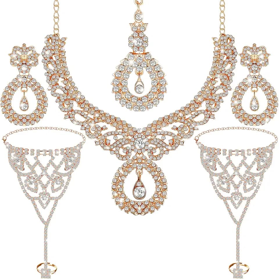 Sureio Indian Jewelry Sets for Women Bollywood Wedding Jewelry Set Choker Necklace Maang Tikka Earrings Rhinestone Bracelet
