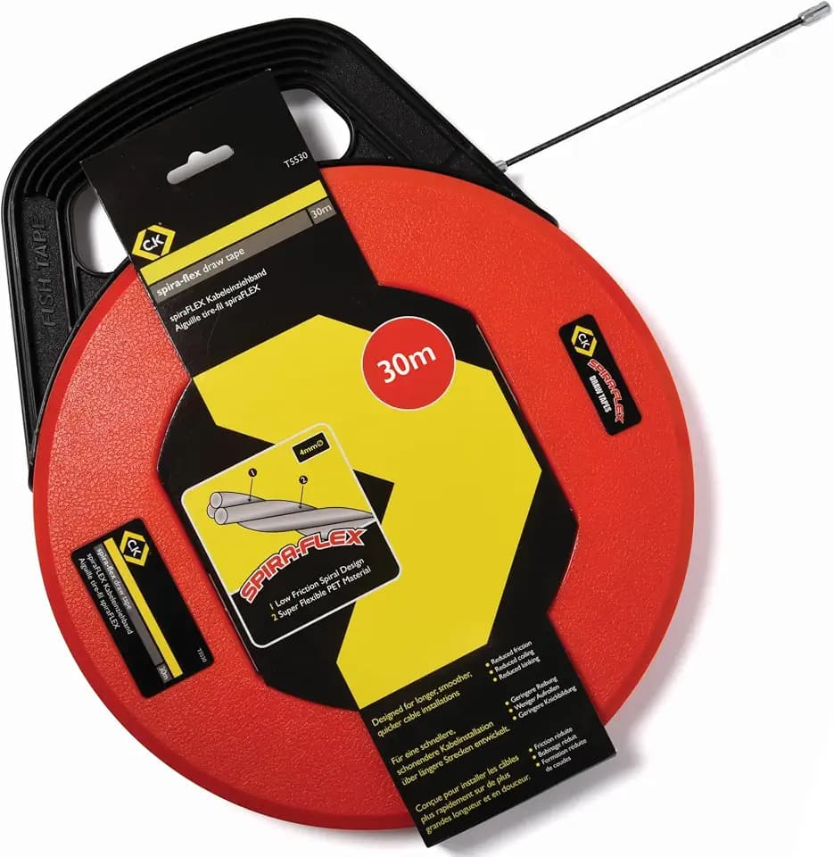 C.K SpiraFLEX Kabeleinziehhilfe 30 m, PET Einziehband mit reibungsarmem Spiralprofil, Flexible Einziehfeder für Leerrohr und Kabelzug, Aufwickelkassette für Elektroinstallation, Kabelrouting CK T5530