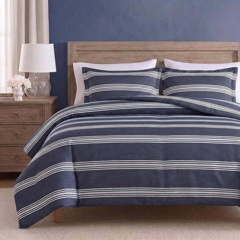 Nautica - Queen Size Comforter Set with Matching Sham