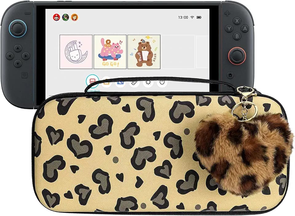 DLseego Tasche Kompatibel mit Switch 2, Herz Leopard Hartschalen Tasche mit 1PC Plüsch Herz Leopard Charme,Braun