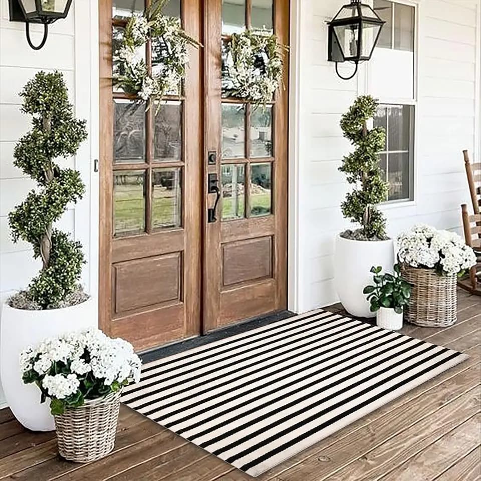 Black and Ivory Striped Area Rug 3 x 5 Ft, Cotton Woven Farmhouse Rug for Entryway, Kitchen, Living Room and Covered Porch, Reversible Washable Modern Floor Rug for Rustic Neutral Home Decor