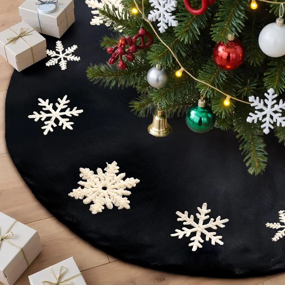 Lanpn 120cm Bestickt Weihnachtsbaum Decke Christbaumdecke, Samt Schneeflocken Rund Tannenbaum Decke Unterlage Teppich, Weihnachtsbaumdecke für Christbaumschmuck Weihnachtsdeko (Schwarz, 120 cm)