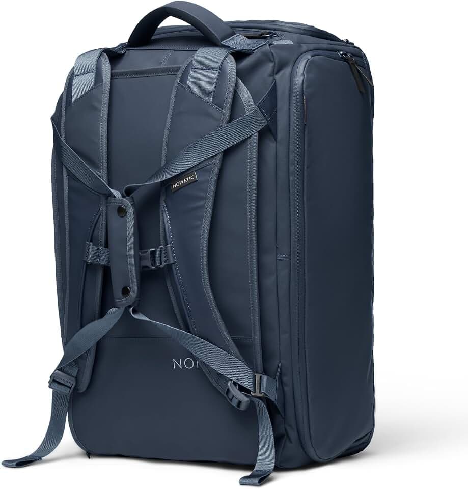 NOMATIC 40L Travel Bag - Duffel Bag For Men and Women - Navy