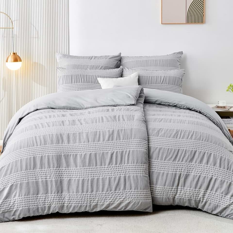 Qucover Bettwäsche 135x200,Seersucker Bettwäsche 4teilig Grau Mikrofaser | Seersucker Bettwäsche-Sets, 2 Bettbezügen 135x200cm + 2 Kissenbezüge 80X80cm, Bügelfreie Bettwäsche mit Reißverschluss