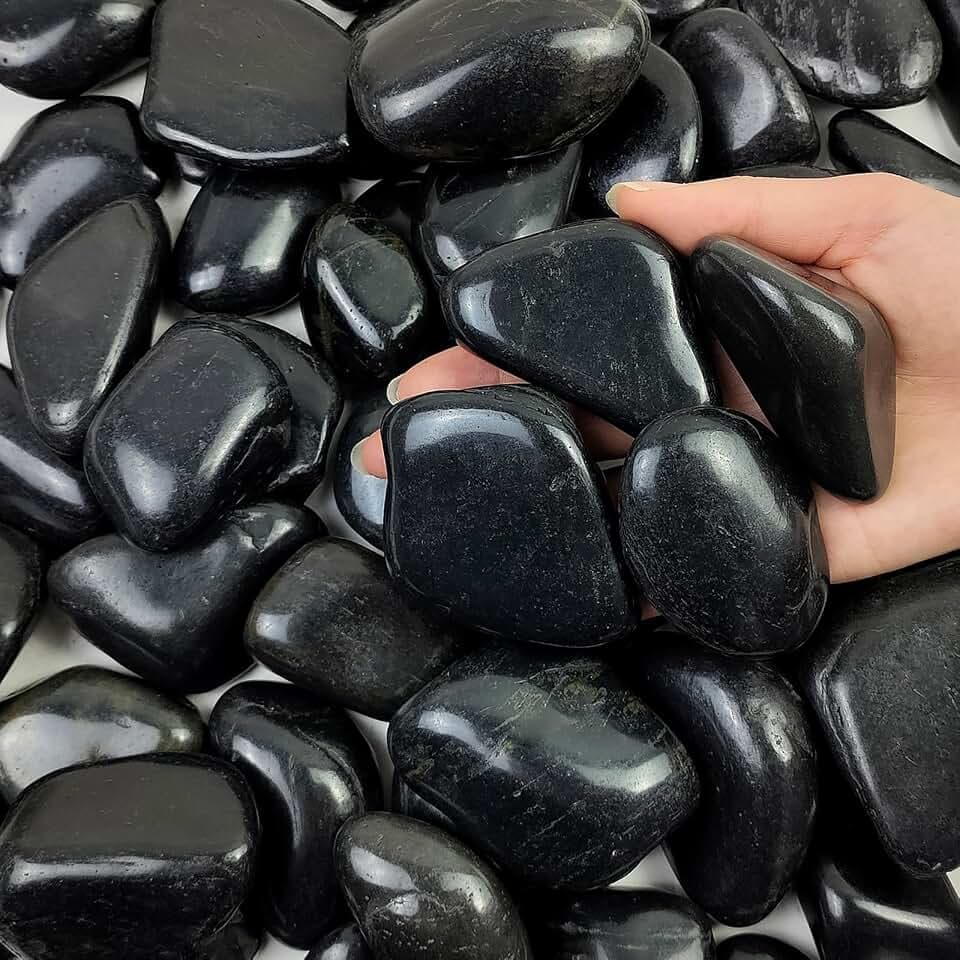 FANTIAN 40 lbs Black River Rock for Landscaping,2-3 Inch Pebble for Plant