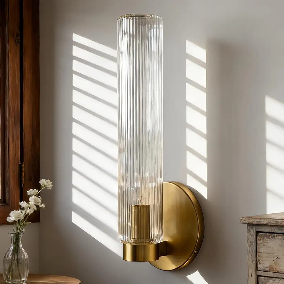 Fluted Textural Glass Wall Sconce, Modern Indoor Vanity Light, Glass Tube Wall Light Fixture with Metallic Finish, Wall Light fixtures for Bathroom, Mirror, Living Room, Bedroom (Brass)